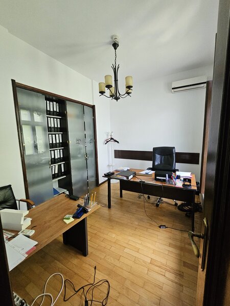 Vasile Lascar, Bucuresti,